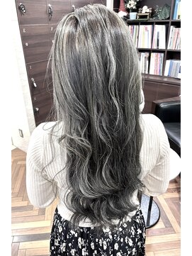 ファーレンピュアスウィート(fahren-pure-suite) silverバレイヤージュ