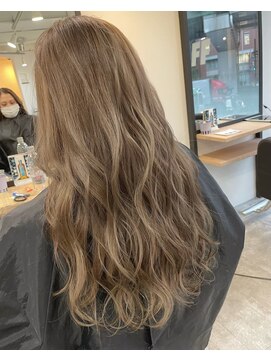 ラフ 難波店(LAFF) #黒髪#ボブルフ#ネビージュ#小顔#ワンレン