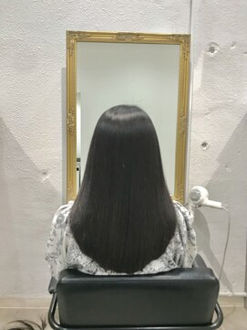 エマ(emma) ★ナチュラル縮毛矯正★