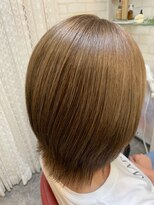 ロマンヤカタ ファース(ROMAN YAKATA fars) 髪質改善 白髪ぼかし レイヤーボブ ベージュ@田代7/4