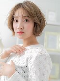 ハイトーンカラー小顔金髪ショートボブTb2越谷20代30代40代