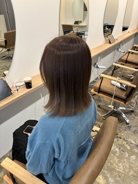 ユッカ 梅田(YUCCA) 【 YUCCA 】大人可愛い20代30代40代 ミディアム/切りっぱなし