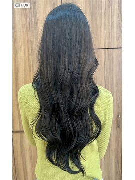 エムスリーヘアー 西千葉店(Mlll HAIR) 20.30.40.50代にオススメ 波巻きロング