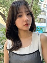 アイヴィー(IVY)&nbsp;グレージュ フェイスレイヤーくびれミディアム【肥田亜沙美】