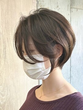 ディバイン 船橋店(divine) 大人ショートボブショートインナーカラー丸みショートカット