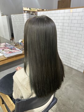 アトリエ ジジ(atelier ZiZi) オリーブカラー