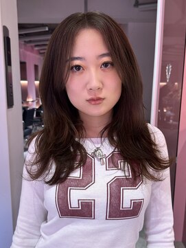 ダズリングディア(Dazzling Deer) 中明度カラー/ブラウンベージュ/卵型