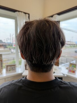 コア フィール ア デイ(COIFFURE A DAY) 新規お得クーポンあり【見附　今町】ハイライトヘア