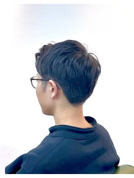 オーワンシーオー(o1co) 【 ナチュラル / メンズカット /　刈上げ 】