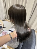 ジーナ 福岡天神(Zina) ミディアムヘア/暗めカラー/デザインカラー/髪質改善