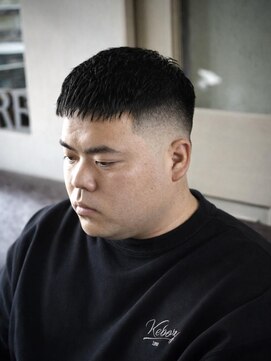 ジ オブスキュア(THE OBSCURE) クロップ