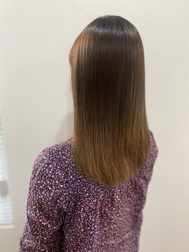 シャンティ(Shanti) 縮毛矯正専門店による縮毛矯正&髪質改善トリートメント