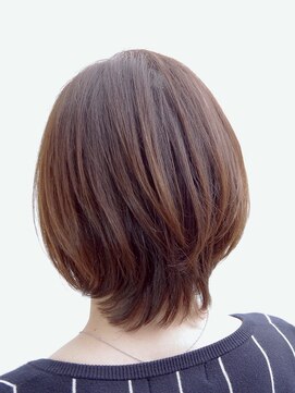 ティエヘアー(tie hair) 『tie hair美濃店』美艶ひし形シルエット  エアリーショート