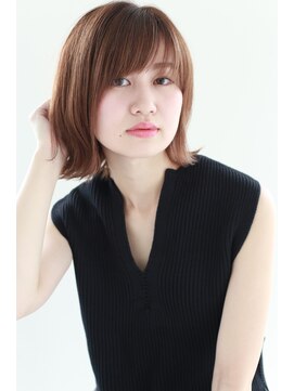 エクリ 麻布十番(equri) 30代に人気のアレンジ簡単ナチュラルボブ