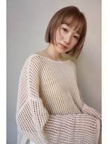 ブゾン(buZon)&nbsp;【buZonブゾン】顔まわりレイヤー×ハイトーンミニボブ