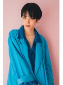 暗髪マッシュショート