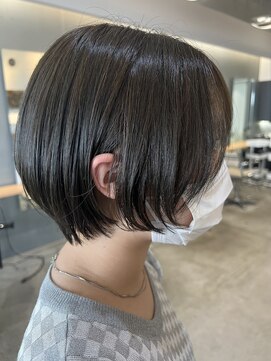 ルーム プロデュースドバイ アミカ(Room produced by Amica) 丸みボブ