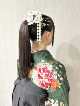 ヘアーメイクサロンアール(hair make salon R) ポニーテール