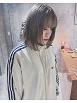 ルーク(LUKE) ハイトーングレージュとぷつっとボブ