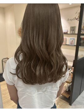 ユーフォリア 青山(Euphoria) 【担当きょうこ】赤み消しシアーベージュ/ブリーチカラー