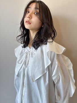 クム(QUMU) ふんわりセミディ