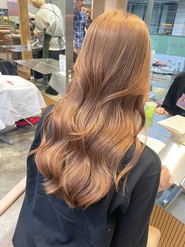 サンク 原宿 表参道(cinq) ミルクティーベージュカラーケアブリーチカラーピンクベージュ