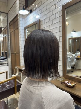 ロープ 日吉(lowp) 20代30代40代切りっぱなしボブ大人可愛い