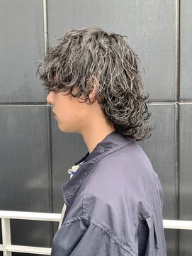 シオ ヘアー デザイン(Sio. hair design) ミディアム前上がりウルフ 波巻きパーマ