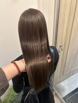 エレノア スパアンドトリートメント 大宮(Eleanor) 髪質改善縮毛矯正とイルミナカラー