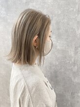 イール(iIIL) 【iIIL hair lounge】ミルクティーベージュ　高崎