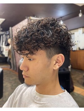 アルグラーテ (Arglarte) メンズパーマ/ツイストスパイラルパーマ