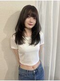 20代暗めカラー韓国レイヤーロングハッシュカット