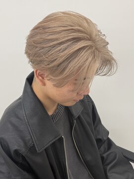 ホワイトミルクティベージュ センターパート