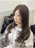 レイヤーカット×グレージュ