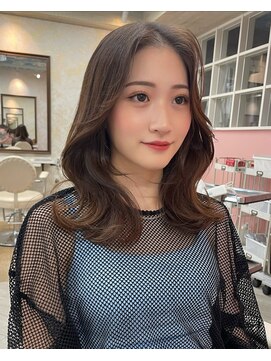 フィガロ ウメダ(FIGARO UMEDA) ミディアムレイヤー3ミディアムレイヤーカット