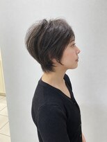 ユズリハ(yuzuriha)&nbsp;大人のウルフヘア