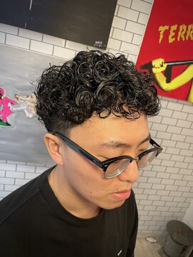 サードプレイス(Third Place) カーリーヘアー