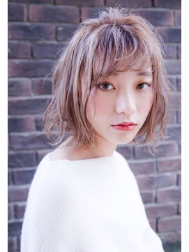 ケイト(kate) kate大宮　ホワイトミルクティー