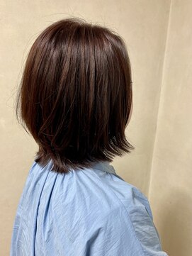 アロット allot ミディアムレイヤーボブ