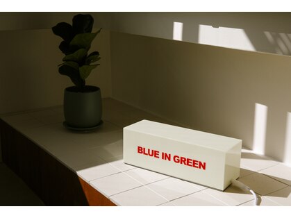 ブルーイングリーン(Blue in Green)の写真