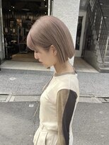ロマリア(Lomalia)&nbsp;【Lomalia表参道】ペールカラー 切りっぱなしボブ シアーカラー
