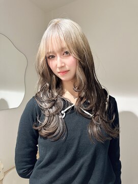 モニカ 栄店(MONIQA) ホワイトカラールーツ