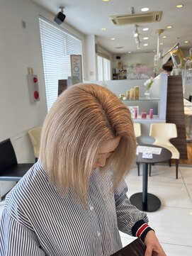 ドイ(DOI) ミルクティーベージュ