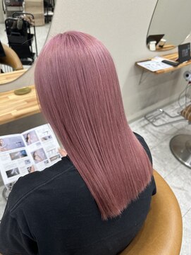 シカ 神戸三宮元町店(Cica) ピンク　ハイトーン　ブリーチ　ケアブリーチ　髪質改善　三宮