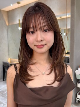 ロンドワン 三宮元町(Lond one) 韓国レイヤーカット/ヨシンモリフェイスレイヤー/艶髪カラー
