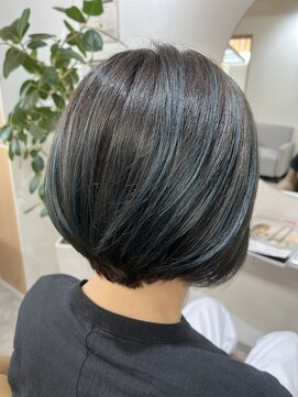 ラス(Ras) ステップボーンカット