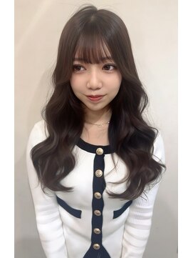 ミラ(MIRA) 動きのある大人スタイル