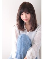 リアン(Lian)&nbsp;大人かわいいショートバングスタイル