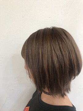 アップル(APPLE) グラデーションボブ