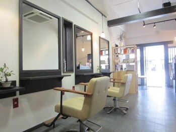 髪処あんの写真/オーナー一人のプライベート空間で日々の疲れも癒してくれる。マンツーマン施術なのでゆったり過ごせる。